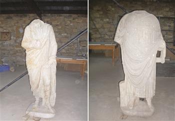 Due statue senza testa ad Afrodisia