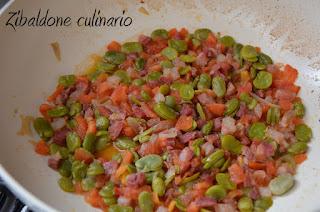 Pasta con fave e pancetta affumicata