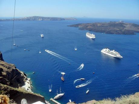 Diario di viaggio, crociera “Sette spiagge in sette giorni”, Costa Atlantica, Costa Crociere (V). Santorini (Grecia).