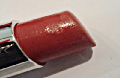 Review&Swatches; REVLON COLORBURST LIP BUTTER nelle colorazioni 001,005,015,025,045 e 095