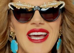 H&M; E ANNA DELLO RUSSO: UN VIDEO PER LANCIARE LA COLLEZIONE DI ACCESSORI