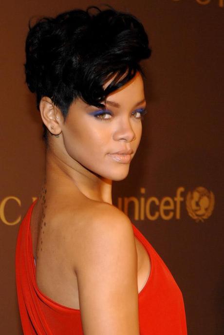 Rihanna Make-up Inspiration