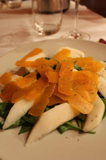 Insalata di spinaci, pere e bottarga