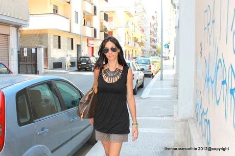 Outfit black Necklace with leather strips