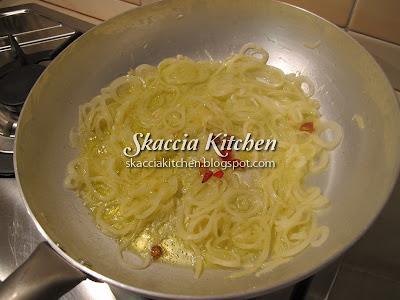 Fusilli Integrali con Olive e Basilico