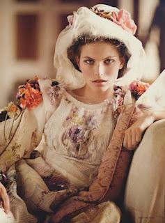 Karlina Caune in Dolce & Gabbana Alta Moda su Vogue UK