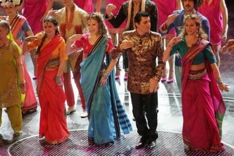 Shava Shava, Bollywood in Italia