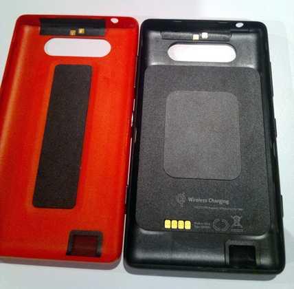 Nokia Lumia 820 : In Anteprima le cover con e senza ricarica Wireless !