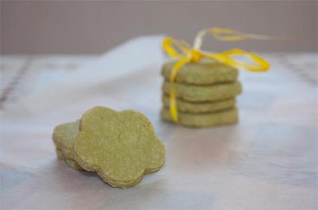 Biscottini di riso al tè matcha