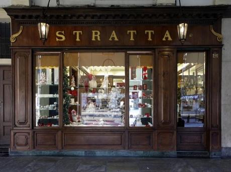 Stratta