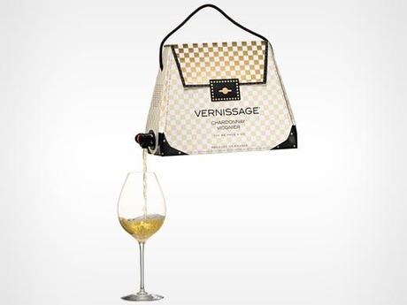 DIMENTICATE IL TAVERNELLO... IL VINO IN CARTONE DIVENTA DIVENTA CHIC!