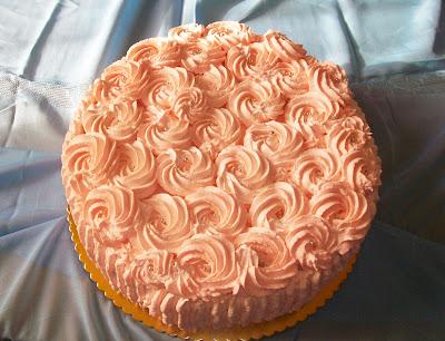 Torta Di Rose Rosa per Festeggiare 60 Anni