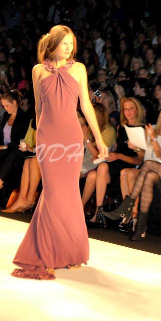 New York Fashion Week : :Badgley Mischka Spring 2013