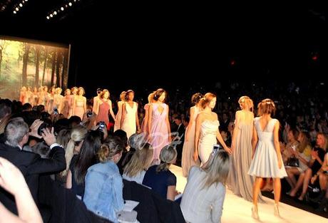 New York Fashion Week : :Badgley Mischka Spring 2013