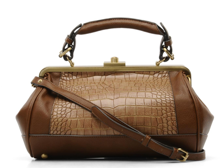 Doctor Bag versus Pochette