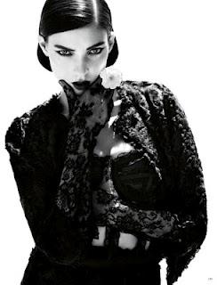 Kati Nescher in Dolce & Gabbana Alta Moda su Vogue Germany