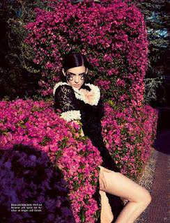 Kati Nescher in Dolce & Gabbana Alta Moda su Vogue Germany