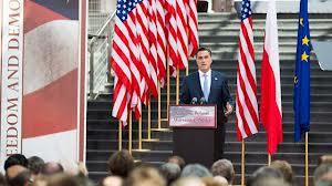 Anche all'estero Romney non pensa altro che ai suoi elettori americani