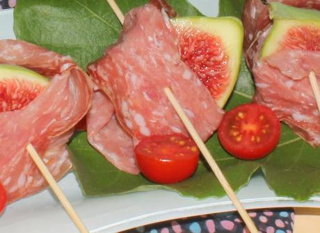 Involtini di fichi e salame