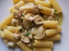 Rigatoni alla gallinella funghi porcini