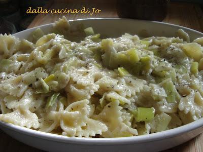 Farfalle porri e crema di carciofi