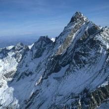 Alpinista precipita mentre sale sul Monviso