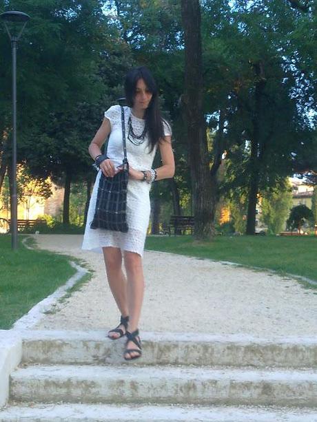 My outfit with my diy Valentino bag