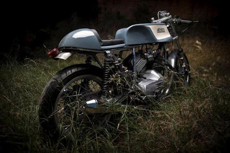 Morini 350 by Adhoc cafe racers