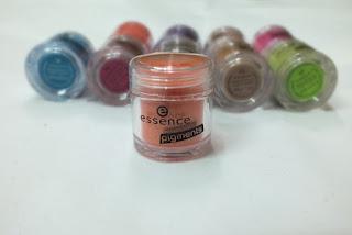 Collezione Colour Arts Essence!!Pigmenti e varie!! ;) Review...