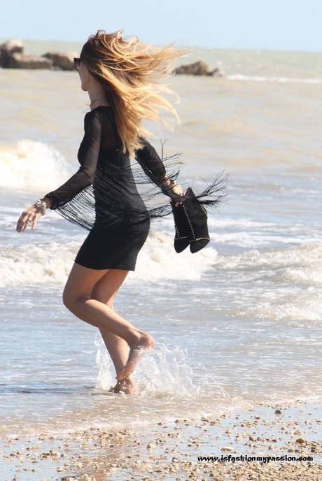 Rock studded photo shoot on the beach