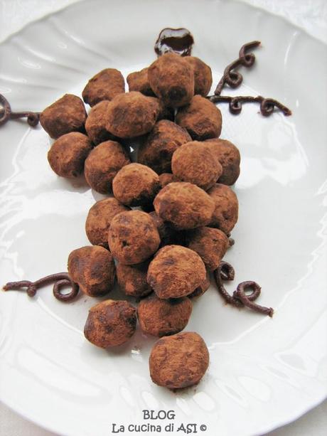 TARTUFI DI CIOCCOLATO ricetta dolce