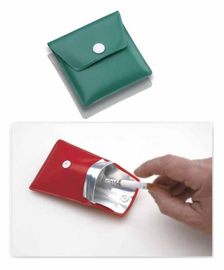 Per i fumatori ecco il Miniposacenere tascabile