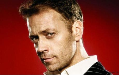 TAGLI DI CAPELLI DI ROCCO SIFFREDI IL PIù FAMOSO PORNO ATTORE ITALIANO