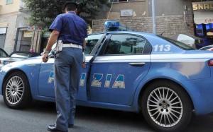 Polizia sventa un furto al HarsDis di via duca di Genova