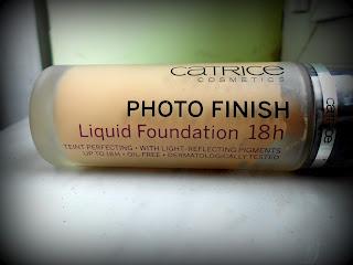 Catrice -Photos finish  liquid foundation 18h- review