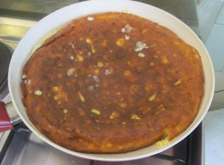 Storia lacrimevole di una frittata di Cipolle