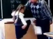 VIDEO:RUSSIA: professore rimprovera umilia davanti tutta classe, scaglia calcio nelle parti basse