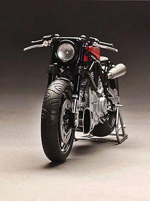 Retrospective: Ducati 900 SS by JVB