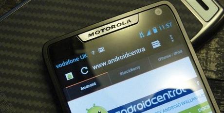 Motorola Razr I: Rivelato il prezzo !