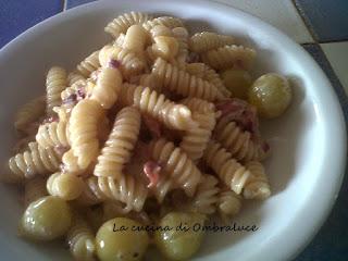 Fusilli all'uva