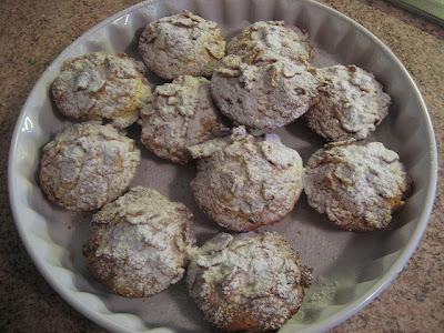 Biscotti con Corn-flakes e Cioccolato