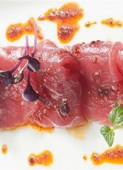 Carpaccio di tonno (finedininglovers.com)