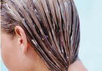 Come si lavano i capelli fragili e delicati