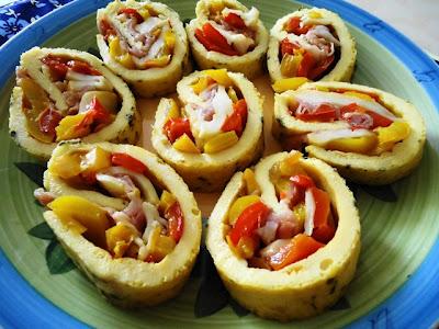 ROTOLO DI FRITTATA AI PEPERONI