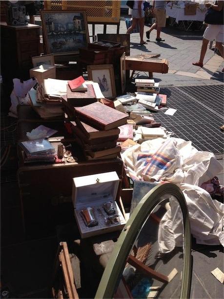 Al mercatino del brocante di Nizza.