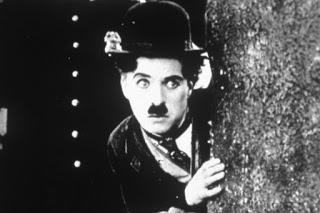 Charlie Chaplin! Personalità creativa, influente e...silente!