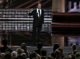 Emmy 2012: Michael J. Fox proclama Modern Family miglior commedia dell'anno