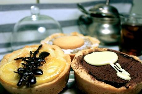 Crostatine con ganache, namelaka e marmellata