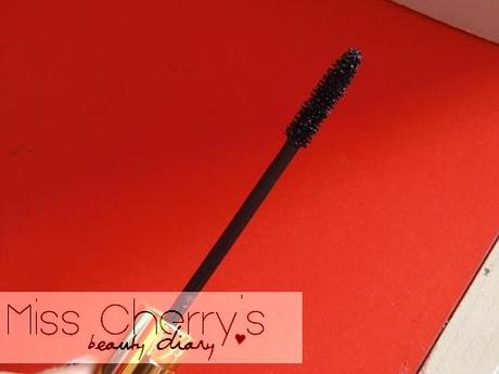 • Yves Saint Laurent - Mascara Volume Effet Faux Cils ~