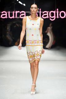 Laura Biagiotti primavera estate 2013, una moda che sa di bella stagione